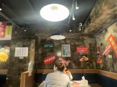 -肥汁米蘭香港米线(定西路店)
