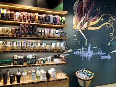 零售区-星巴克(广州南站A18检票口楼上)