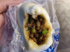 -李与白包子铺(桐梓林店)