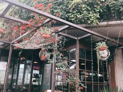-莉莉家的音乐花园餐吧(航空路店)