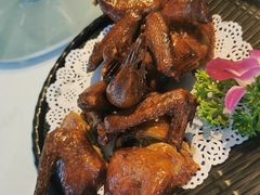 脆皮乳鸽-廊亦舫Lang Yi Fang Restaurant(金桥店)