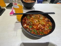 -牵人麻辣粉(粉巷店)