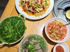 -大众跷脚牛肉馆·非遗传承单位(峨眉山店)