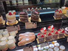 -CARINO BAKERY&CAFE(人广来福士店)