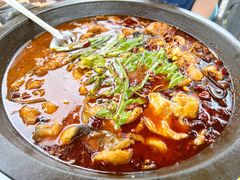 麻辣石锅鱼-都江堰石锅鱼