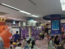 -孩子王童乐园(马群店)