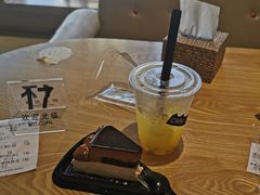 -藏猫猫咖啡主题馆(中央大道店)