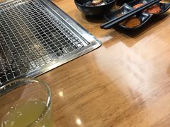 -肉甲韩国木炭烤肉(新壹街1店)