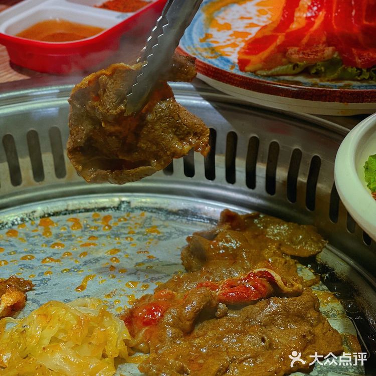 成都解封第一顿烤肉🥩，雅莉家当然榜上有名呀🌟