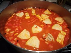 -尚尚仙·酸汤猪手·猪肚鸡火锅(华联万柳购物中心店)