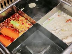 -巴渝瓦肆重庆鲜火锅(宝龙环湖店)