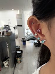 -龙之吻专业刺青·手工耳洞·纹身去色