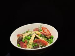 -三出山火锅(南京万象天地店)