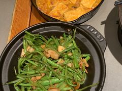 蒜香火腿包浆豆腐-云海肴·汽锅鸡·云南菜(高德置地店)