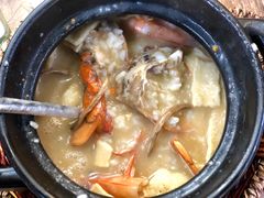 干贝鲜虾鲜蚝砂锅粥-官塘鱻鱻鱼生