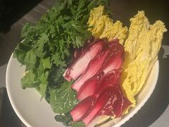 -左庭右院鲜牛肉火锅黑金店(陆家嘴中心店)