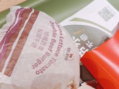 -麦当劳(郑州正弘城店)