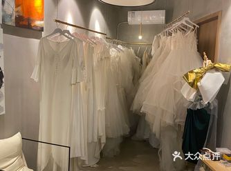 展示最好看的一面。化妆师小姐姐也特别好