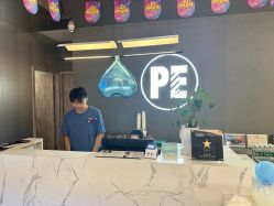 -PE SALON
