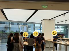 -华为授权体验店(中山公园来福士)