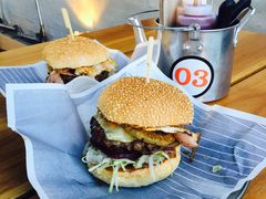 -Ribs & Burgers The Rocks