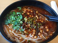 -三千粉牛肉米粉(来客茂店)