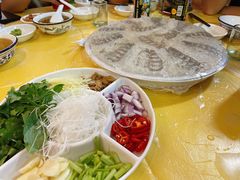 -官塘陈记鱼生·潮汕砂锅粥·牛肉火锅(潮枫路总店)