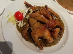 荷香蒸乳鸽-桃花源小厨