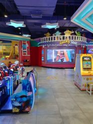 -LuckyStar幸运星家庭娱乐中心(东莞国贸店)