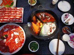 -渝里重庆火锅(航天城店)