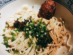 -沪西老弄堂面馆(定西路店)