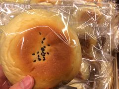 今日小红豆-东哥面包(江宁大润发店)