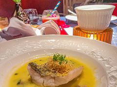 -弦月窗LUNETTE BY AMANDA(复兴路店)