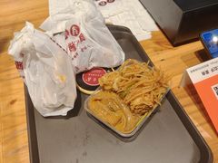 -聚合鑫东北熏酱熟食麻辣面(长阳店)