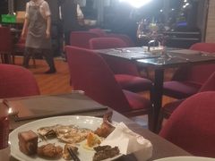 -飨食汇全日制餐厅·昆山皇冠假日酒店(九方店)