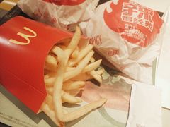 -麦当劳(世界城广场店)