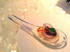 餐前小食-广州四季酒店·佰鲜汇·现代法餐