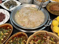 -老来福·非遗酸汤兔(凯旋路店)