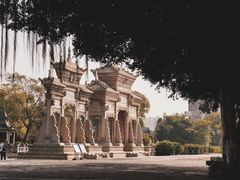 -梅溪牌坊