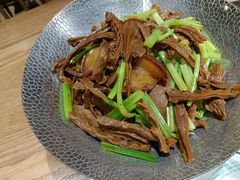 -董厨煨汤馆(车站路店)