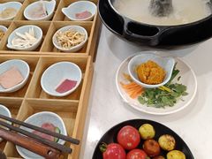 -飞虎过桥米线(翠湖店)