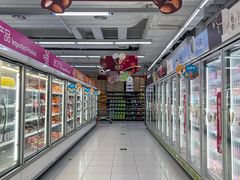 -家乐福(四元桥购物中心店)