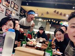 -肥肥虾庄·金牌油焖大虾(杨园滨江时代walk店)