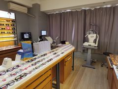 -优医视平价眼镜蔡司依视路折扣工厂店(德胜门店)