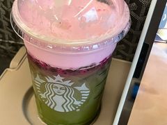 -星巴克(青岛火车北站候车大厅店)