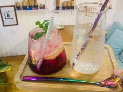 -Rabbit Cafe私房西餐甜点咖啡(栖霞路店)