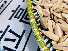 瓜子-桔子海鲜烧烤大排档(金沙滩店)