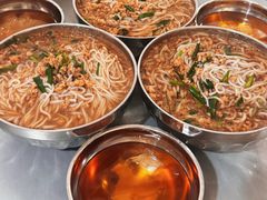 小碗瘦肉-正宗杨记普洱酸醋米线(总店)