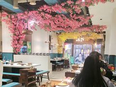 -贵府酸汤牛肉火锅·贵州老字号(飞山街店)