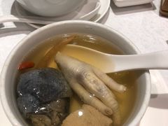 时令炖汤-唐宫海鲜舫